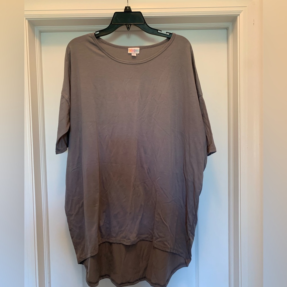 Women’s oversized tee